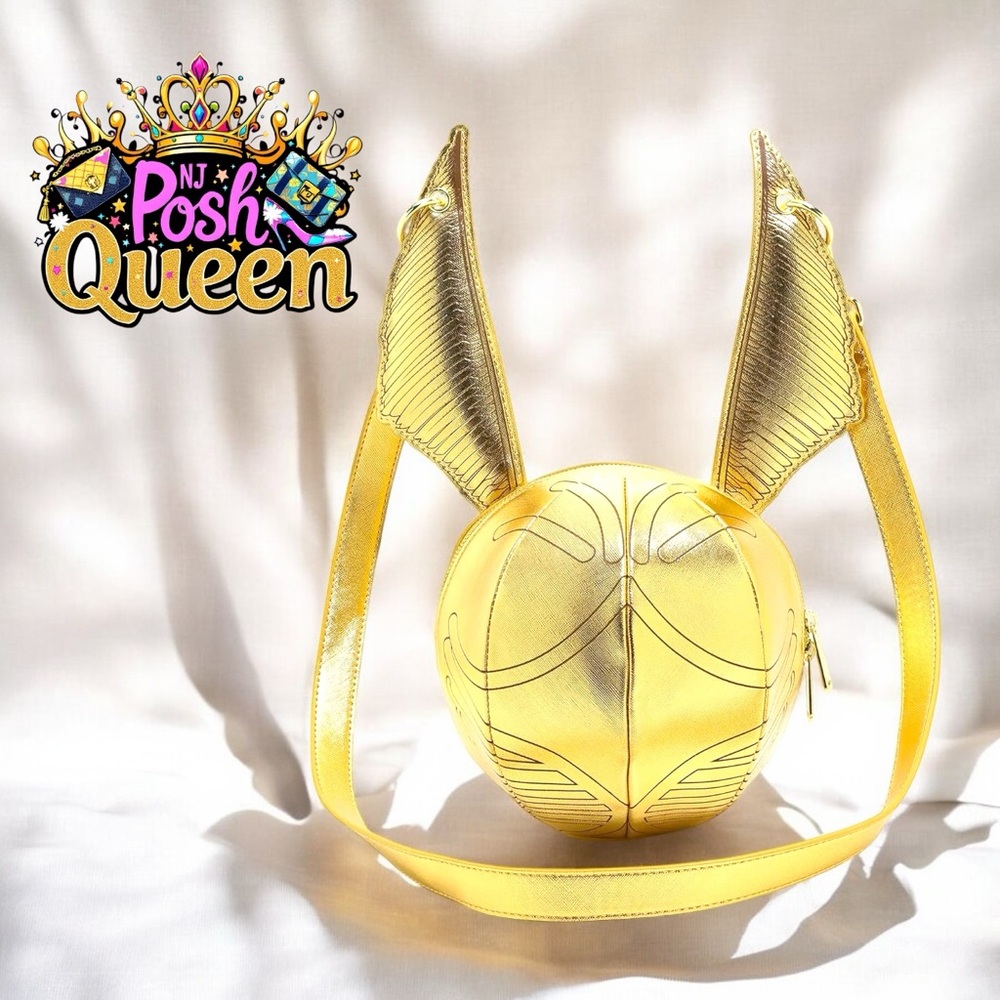 Loungefly Harry Potter Golden Snitch Crossbody Bag